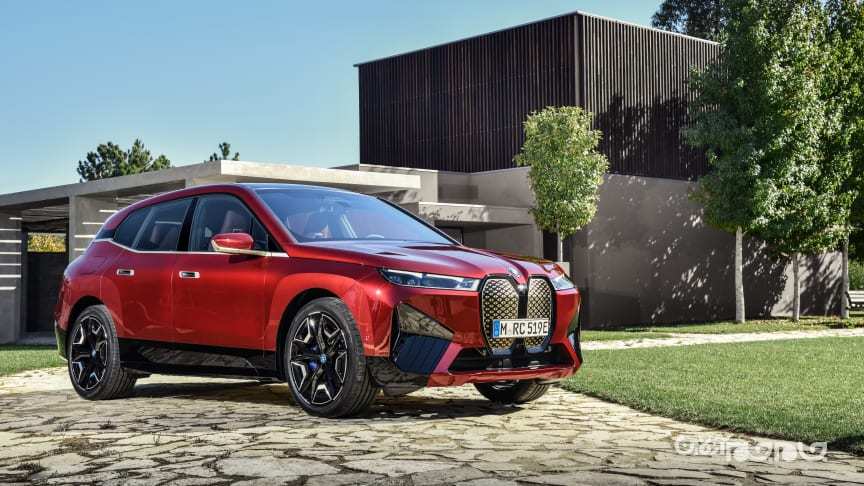 تصمیم ب&zwnj;ام&zwnj;و برای گسترش همکاری&zwnj; با تویوتا+عکس