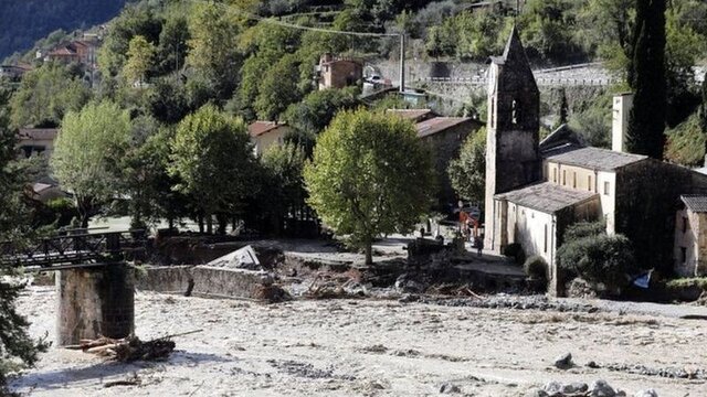 در پی سیل و رانش زمین در ایتالیا ۳ نفر کشته و ۲ نفر مفقود شدند