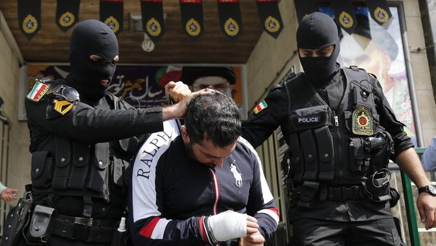 دستگیری شرور محله فلاح/ متهم ۵ شهروند را مجروح کرده بود