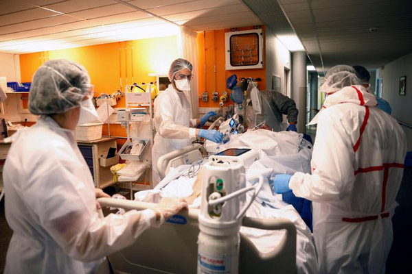 مبارزه با مرگ در سرتاسر جهان (تصاویر) مبارزه با مرگ در سرتاسر جهان (تصاویر)