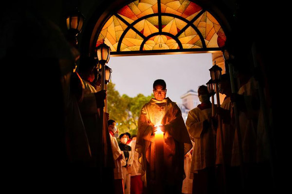 واکسیناسیون خانه به خانه در آمازون / اتومبیل آبی و خبرساز (گزارش تصویری)