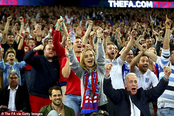 حداقل 8 قربانی در زلزله اندونزی / پزشکان میانماری هم به معترضان پیوستند (گزارش تصویری) حداقل 8 قربانی در زلزله اندونزی / پزشکان میانماری هم به معترضان پیوستند (گزارش تصویری)