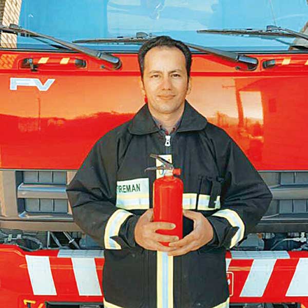 فناوری روز آتش‌نشانی در پودر اطفای حریق ایلیا