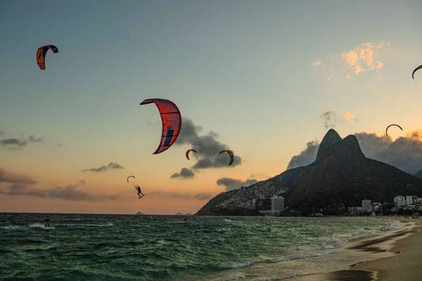 دور دنیا در قاب تصاویر