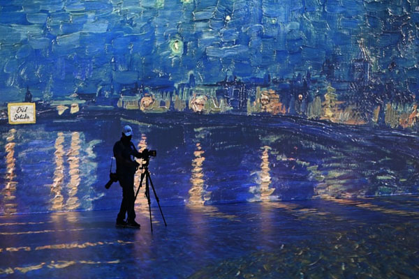 آیین خوابیدن در تابوت / زنده شدن یک مرداب (گزارش تصویری)