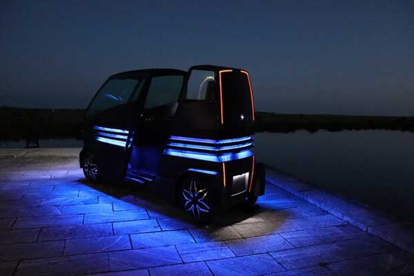 رونمایی خودروی برقی با قابلیت تغییر وضعیت از تک به ۲ سرنشین