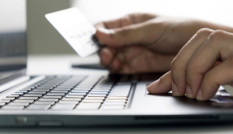 آیا تمدید یا خرید بیمه موتورسیکلت برای همه موتورسواران  اجباری است؟