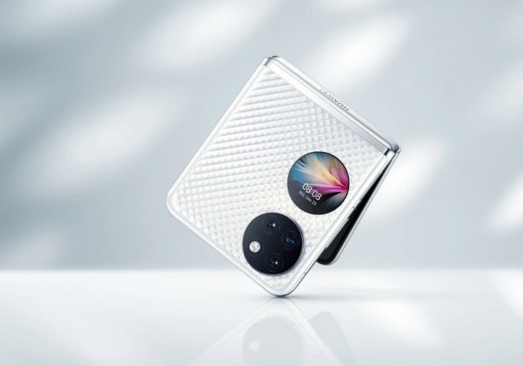 رونمایی هوآوی از جدیدترین گوشی تاشو و خودرو هیبریدی هوشمند