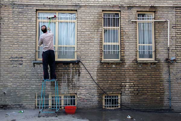 وقتی همه خانهها تکان میخورند! (گزارش تصویری) وقتی همه خانهها تکان میخورند! (گزارش تصویری)