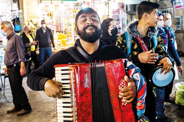 قدم بهار خانم سر چشم همـه (گزارش تصویری)