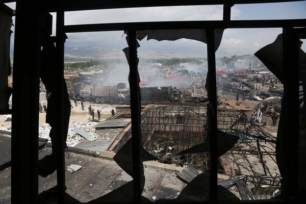 اعتراض از اینجا تا آنجا ( گزارش تصویری) اعتراض از اینجا تا آنجا ( گزارش تصویری)