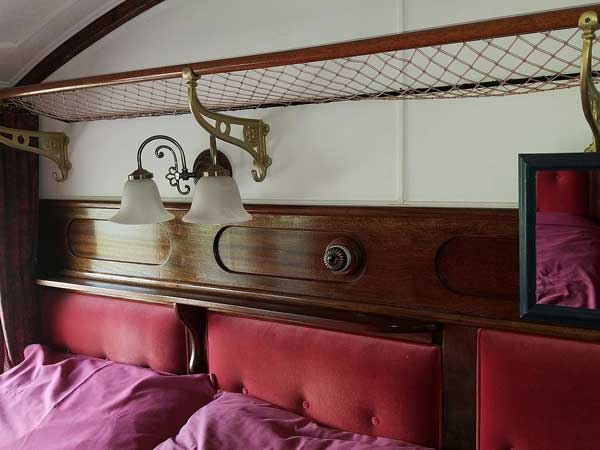 واگن قطار قرن نوزدهم به هتلی زیبا تبدیل شد (+تصاویر) واگن قطار قرن نوزدهم به هتلی زیبا تبدیل شد (+تصاویر)