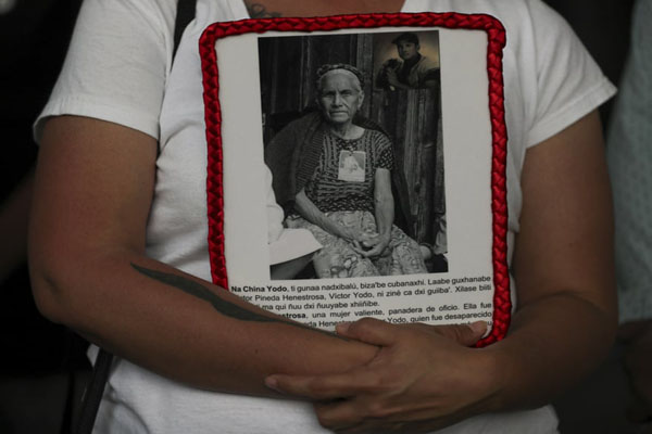 ادامه جنجال جنازه های بیماران کرونایی در رودخانه / صید خرچنگ غول پیکر (گزارش تصویری) ادامه جنجال جنازه های بیماران کرونایی در رودخانه / صید خرچنگ غول پیکر (گزارش تصویری)