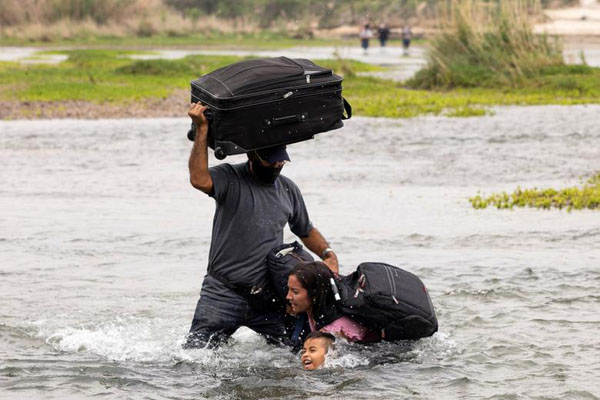 تصاویر مهم 24 ساعت اخیر (تصاویر) تصاویر مهم 24 ساعت اخیر (تصاویر)