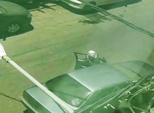 20 میلیارد طلا را باد برد (+تصاویر)