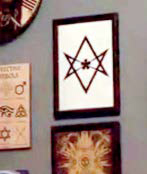 ماجرای نمادهای یک «احضار» از چشم جهان‌بین تا بز شاخدار