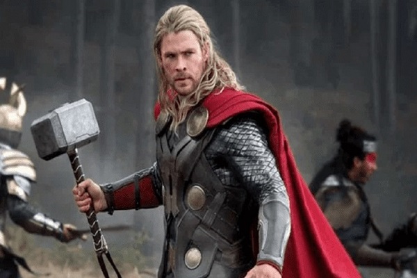 وسایلی که بازیگران معروف از فیلم‌ها برای خود برداشتند