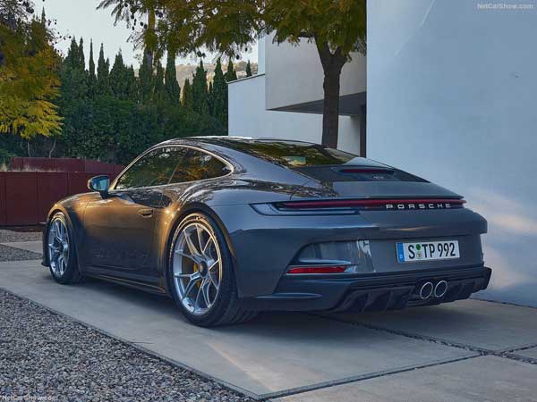 معرفی پورشه ۹۱۱ GT3 تورینگ، راحتی بیشتر در قبال حذف بال عقب (+عکس) معرفی پورشه ۹۱۱ GT3 تورینگ، راحتی بیشتر در قبال حذف بال عقب (+عکس)