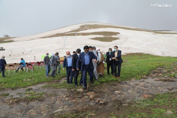 در آستانه سوم خرداد سالروز آزادسازی خرمشهر فاز اول پیست اسکی اوجور سرعین یکی از مرتفع ترین پیستهای اسکی کشور با افتتاح شد.