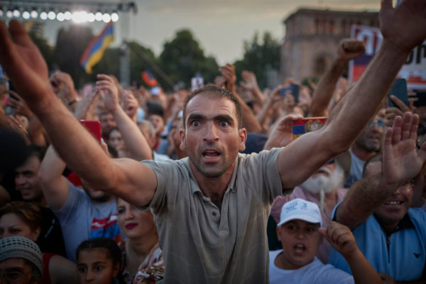 لحظات مهم 24 ساعت اخیر (گزارش تصویری) لحظات مهم 24 ساعت اخیر (گزارش تصویری)