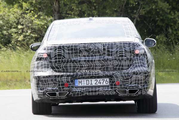 تصاویر جاسوسی از کابین بامو سری ۷ جدید تصاویر جاسوسی از کابین بامو سری ۷ جدید