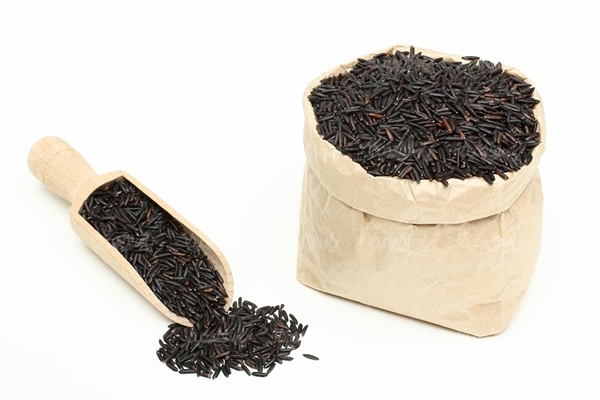 خوراکی‌های سیاه رنگ که باید در رژیم غذایی خود بگنجانیم