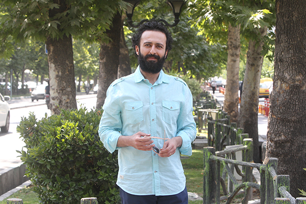 کلبه‌ای در مه روایتگر قصه‌های ارباب و رعیتی