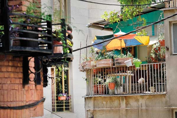 ذهن یک خانه رصد می‌شود از شکل تراس (+تصاویر)