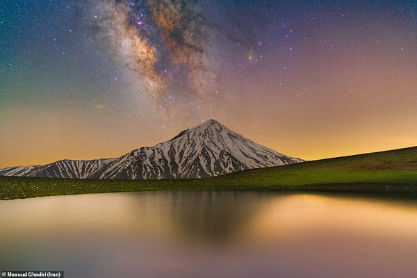 ثبت تصاویر شگفت انگیز برای مسابقه «ستاره شناسی» (گزارش تصویری) ثبت تصاویر شگفت انگیز برای مسابقه «ستاره شناسی» (گزارش تصویری)