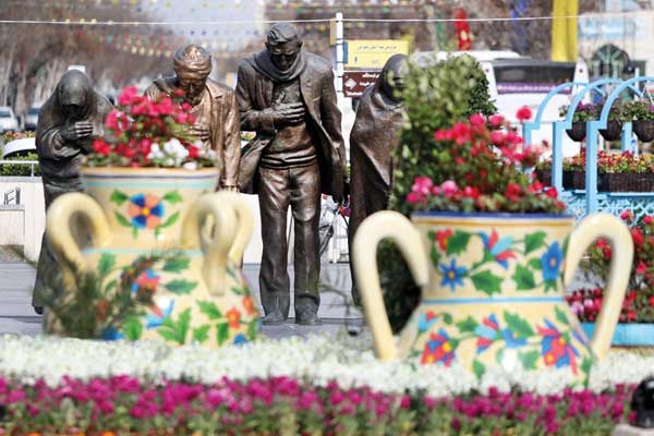 گندم  از دست تو خوردیم و کبوتر شده‌ایم (+تصاویر)