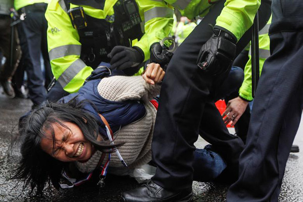 لحظات مهم شبانه روز اخیر در جهان (گزارش تصویری) لحظات مهم شبانه روز اخیر در جهان (گزارش تصویری)