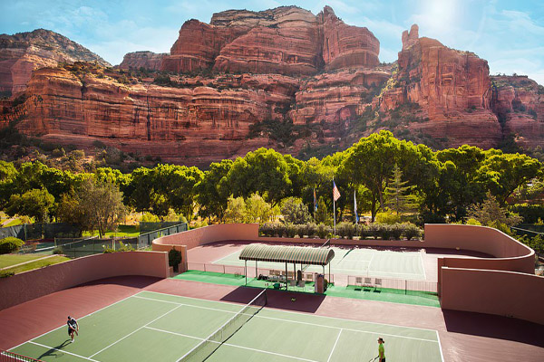 10 زمین تنیس که زیبایی آنها همه را حیرت زده می کند (تصاویر) 10 زمین تنیس که زیبایی آنها همه را حیرت زده می کند (تصاویر)