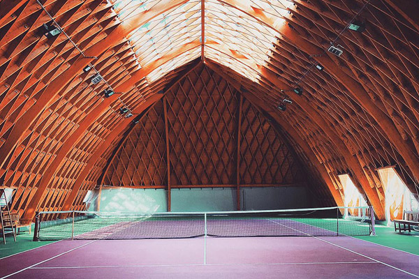 10 زمین تنیس که زیبایی آنها همه را حیرت زده می کند (تصاویر) 10 زمین تنیس که زیبایی آنها همه را حیرت زده می کند (تصاویر)