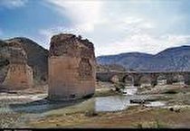 مرمت و استحکام‌ بخشی یکی از پایه‌های بزرگ پل تاریخی کشکان