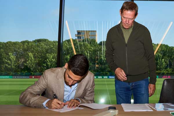 قرارداد 3 ساله ستاره ایرانی با تیم هلندی (+تصاویر)