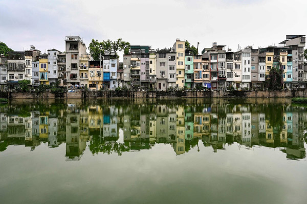 چرا خانه های این شهر اینقدر باریک است؟ (تصاویر) چرا خانه های این شهر اینقدر باریک است؟ (تصاویر)