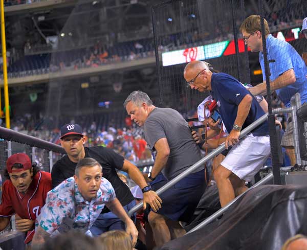 تیراندازی در واشنگتن ۴ زخمی بر جای گذاشت (+تصاویر)