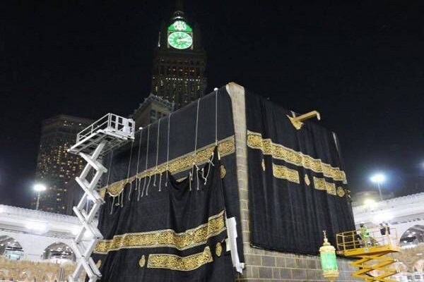 پرده کعبه تعویض شد