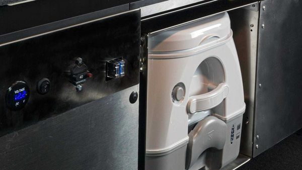 کمپر داچیا داکر با قیمت زیر ۶۰۰ میلیون تومان و امکانات مناسب معرفی شد