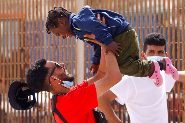 لحظات برگزیده شبانه روز اخیر (گزارش تصویری) لحظات برگزیده شبانه روز اخیر (گزارش تصویری)