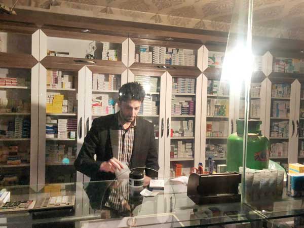 آمر صاحب دِ خانه شویم چای تیار است (+تصاویر) آمر صاحب دِ خانه شویم چای تیار است (+تصاویر)