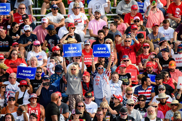 توحش برای یک گور دسته جمعی دیگر / یک حیوان خانگی به نام شیر سفید (گزارش تصویری)