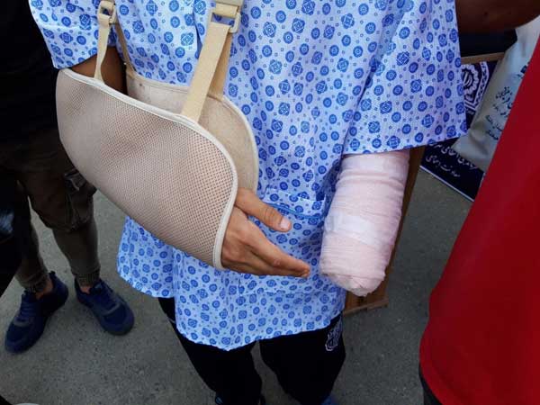 قطع دست یک جوان در نزاع خیابانی (+تصاویر)