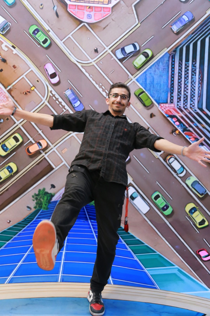 تم پارک سنتر کیشبزرگترین مجموعه تفریحی تم پارک در منطقه