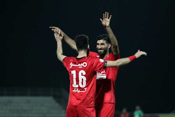 چشم و همچشمی جذاب سرخابی ها در هفته بیست و هشتم چشم و همچشمی جذاب سرخابی ها در هفته بیست و هشتم