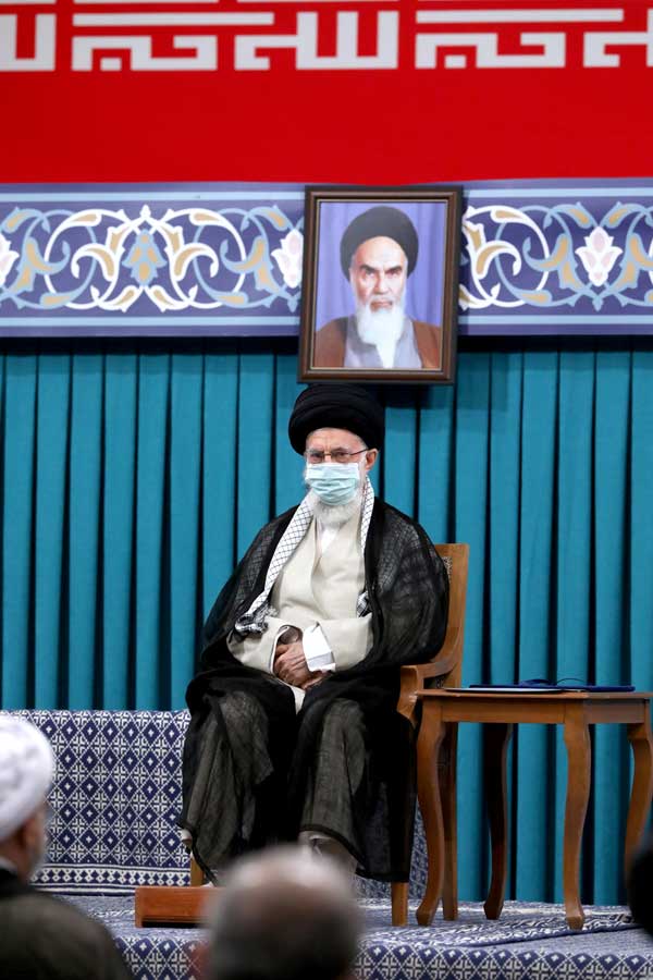 مراسم تنفیذ ریاست جمهوری برگزار شد (+فیلم ) مراسم تنفیذ ریاست جمهوری برگزار شد (+فیلم )
