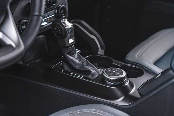 اولین تجربه رانندگی با فورد برانکو (+تصاویر)