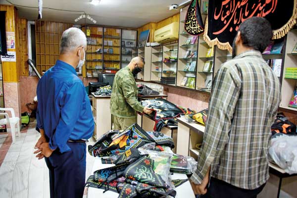 عالم به ماتم تو حسینیه غم است (+تصاویر) عالم به ماتم تو حسینیه غم است (+تصاویر)