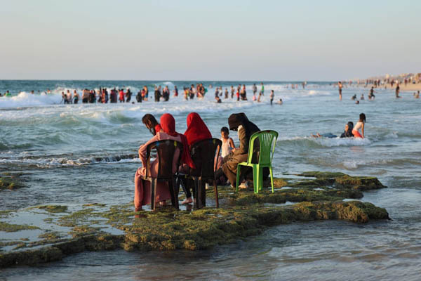 حمله به خانه مهاجران / محل یک جنایت وحشیانه (گزارش تصویری) حمله به خانه مهاجران / محل یک جنایت وحشیانه (گزارش تصویری)