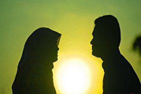 آیا زن می تواند بدون اجازه شوهر از منزل بیرون برود؟